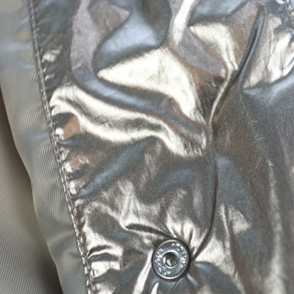 GOLD PUFFER JACKET - Picture 8 of 8